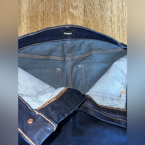 NWOT Express Jeans - Picture 5 of 9